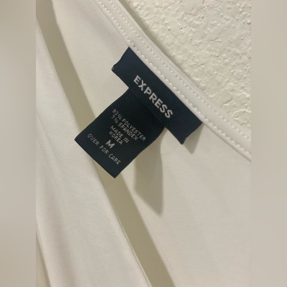 Express white ruched sleeveless blouse - Picture 5 of 5